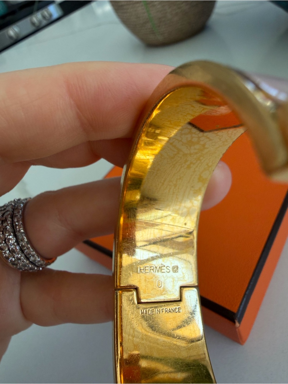 Hermès Clic Clac H Medium Enamel Bracelet Bangle in Lavender Mauve Gold RARE 💜 - Picture 5 of 10